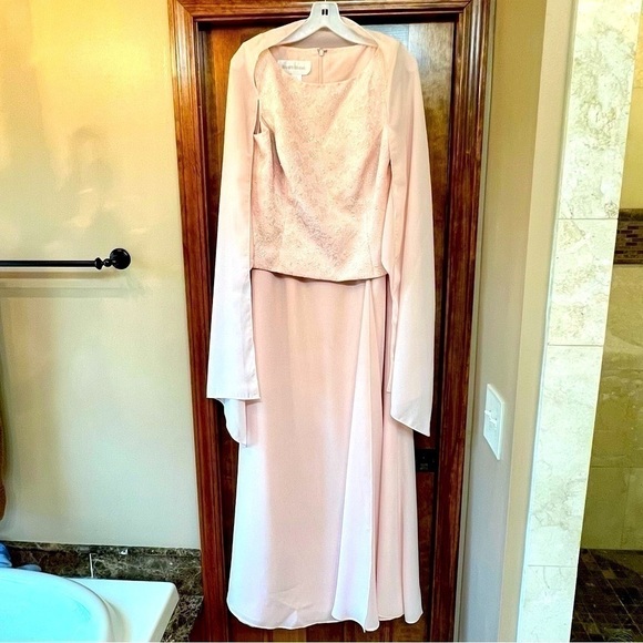 David’s Bridal Sequined Brocade Bodice Mock Two Piece Shell Pink Dress NWT Sz 14 - Picture 3 of 14